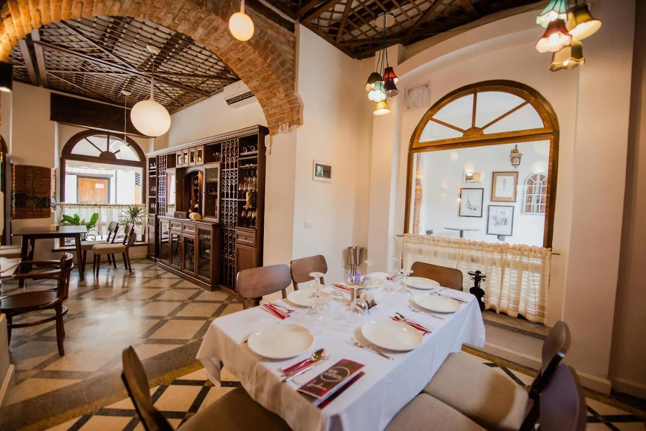Hotel Loredano Shkoder