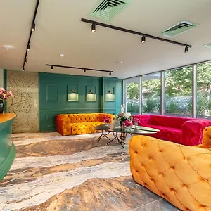 Apart Otel Tomis Garden
