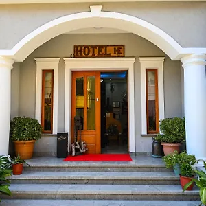 Hotel Epoka