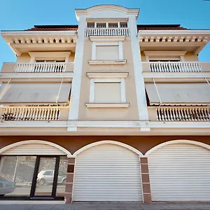 Seasons - Free Parking & Center Shkodër